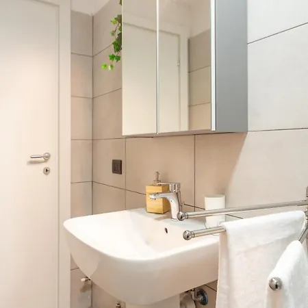 Khl Apartments Milan Exterior photo
